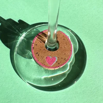 marque-verre-pour-verre-a-pied-logo-coeur